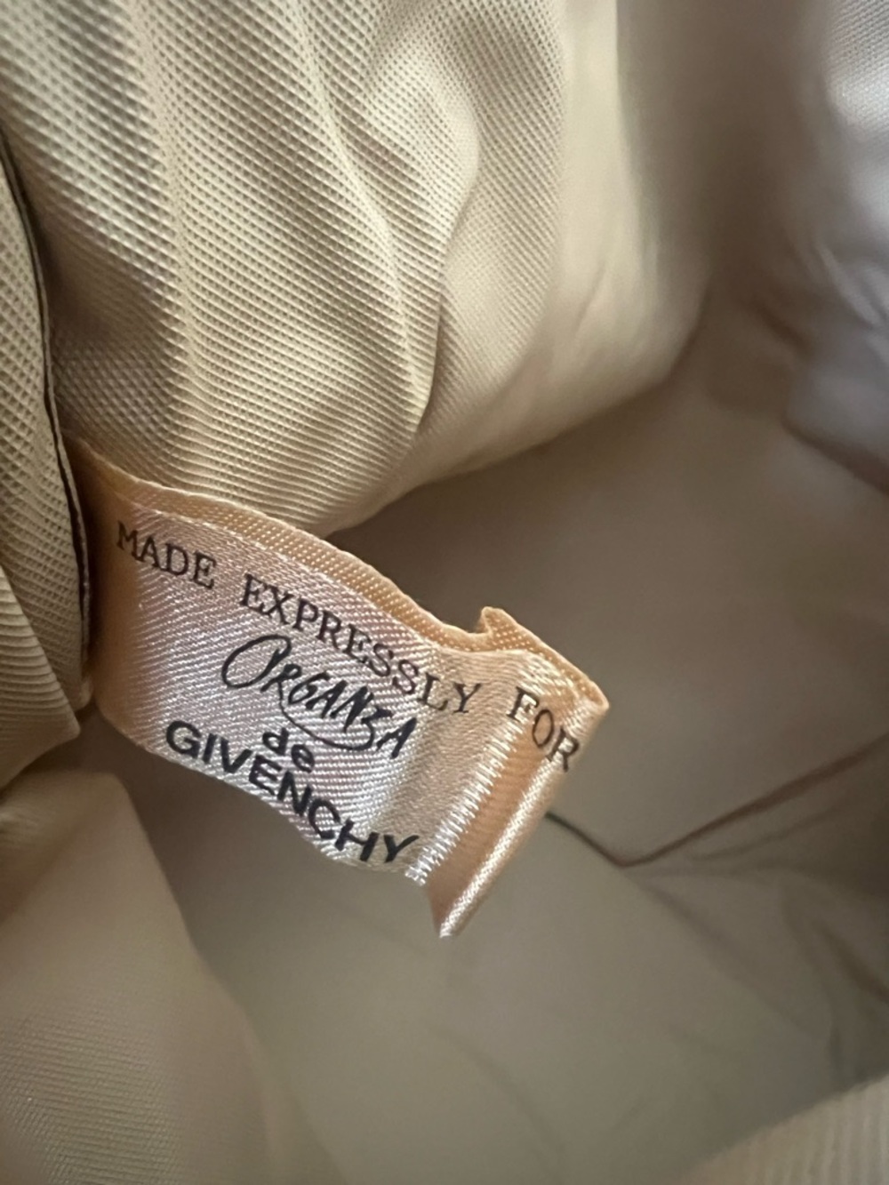 Givenchy Converted Beauty Bag to Gold-Tone Quilted Shoulder Bag - Picture 8 of 9